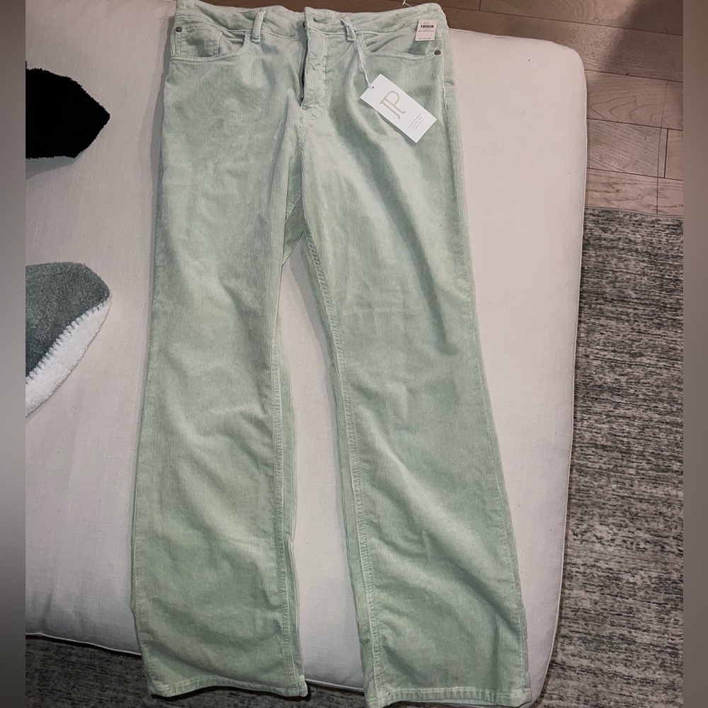 Anthropologie Pilcro Yaya Mid Rise Corduroy Crop Flare Jeans